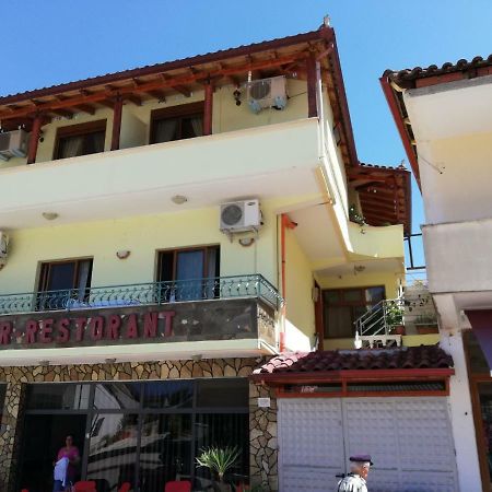 Nako Guest House bar&restaurants Përmet Extérieur photo