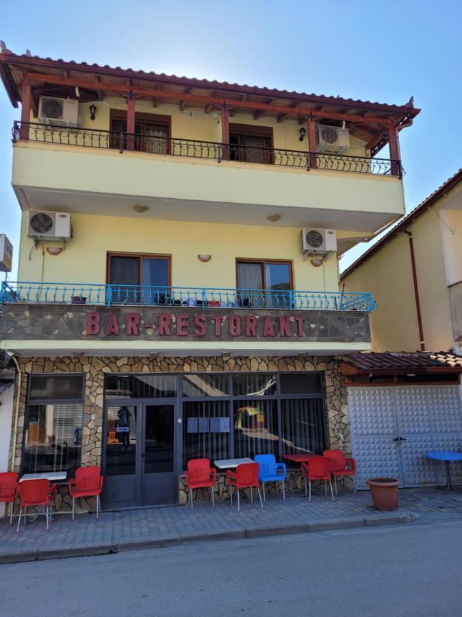 Nako Guest House bar&restaurants Përmet Extérieur photo